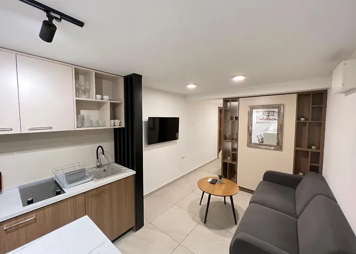 Orjen Centar تريبينيي